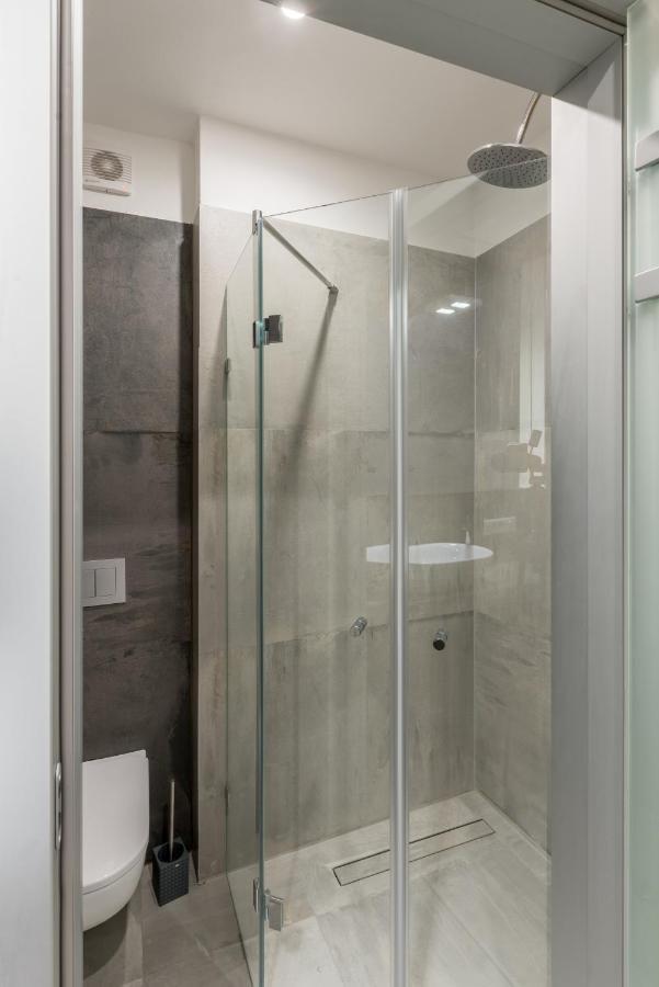 Tcz Wozna Aparthotel Poznań Kültér fotó