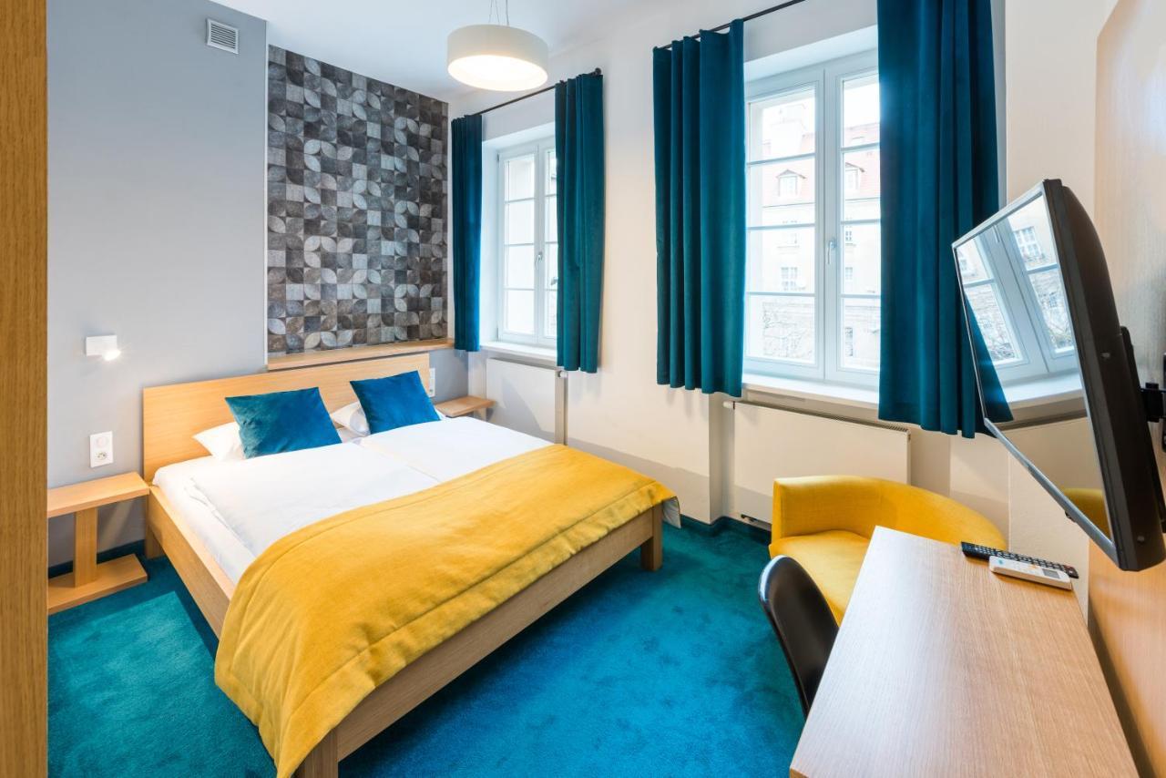 Tcz Wozna Aparthotel Poznań Kültér fotó